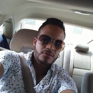 Meet your Posher, Ernesto